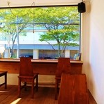 ゼロハチコーヒー - 店内