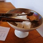 ゼロハチコーヒー - テーブル