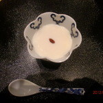 銀座みやま - もっちり杏仁豆腐