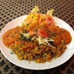  D．カジャナ - ポーク焼き飯。裏メニューです。750円です。