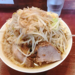 Yume Wo Katare - ラーメン小¥900(麺300g、ニンニクアリ、野菜マシ)