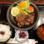 洋食屋牛銀 - 焼肉定食