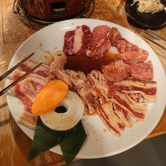 Genki Shichirin Yakiniku Gyushige Shinjuku Nigo Ten photo 3