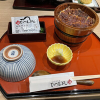 うなぎ和食 しら河 名駅店 - 上ひつまぶし