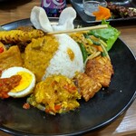 Dapoer Indonesia インドネシアの台所 - 