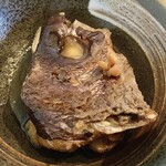 Ono No Hanare - 鯛のカブト煮
