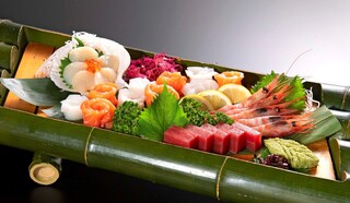 h Fuku sushi - お造り5種