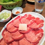 美勝 - ネギ塩タン×2 @1,023