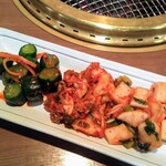 美勝 - キムチ盛合せ