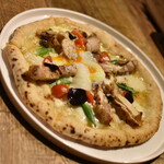 PIZZAMAN TOKYO - トリュフ香るローストチキンピッツァ（１，９８０円）２０２１年１１月