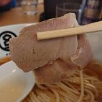 HACHI - 控えめの味付けのチャーシュー