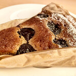 THE BAKE - ダークチェリータルト320円