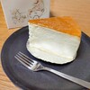 サフラン - チーズケーキ　250円