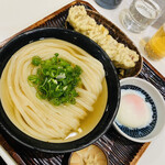 うどん 丸香 - 冷やかけ、ちくわ天、温泉たまご