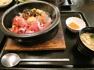 Hatano - 石焼きカルビ丼