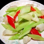Stir-fried squid and celery