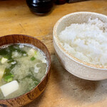Tonkatsu Sagami - とんかつ定食の白米と味噌汁　2021.10