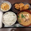 とん汁とからあげの専門店 ばくばく 神保町