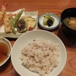 料理茶屋しまもと - 天ぷら定食（1150円）