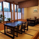 Fudo Dainingu Kouyuu - １階テーブル席