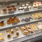 PATISSERIE HINICHIJOU - ケーキ