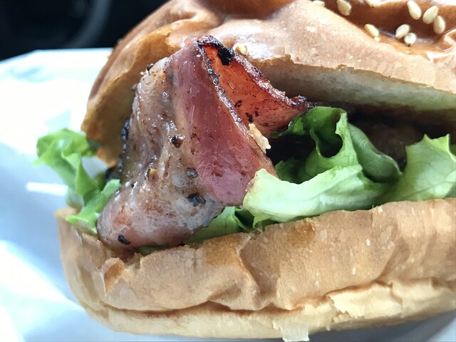 RICH AND FAMOUS（リッチアンドフェイマス） - 錦岡（ハンバーガー）の写真