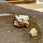 うを徳 - 塩茹タコ