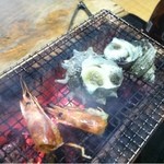いけ活かに 竹林茶屋 - サザエと海老も焼きました！