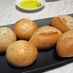 グリルうかい - パン