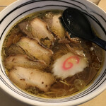 ドライブイン 国界 - ラーメン＋チャーシュー4枚トッピング