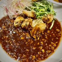 個室中華 頤和園 溜池山王店 - 