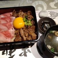 神戸牛 八坐和 阪急三宮店 - 