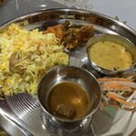 インド・ネパール料理 ライノ - 