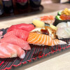 魚と海鮮鮨酒場 街のみなと - 豊漁にぎり寿司盛り合わせ