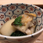 御料理 寺沢 - ノドグロ､蕪､菊菜の蒸し煮