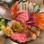 勢 - スーパーウルトラ海鮮丼