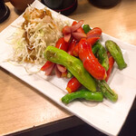 すみれ - ししとう赤ウインナー炒500円