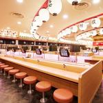 磯野漁太郎 - カウンター席もゆったり席を配置しています。