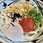 丸亀製麺 - 明太釜玉うどん（温玉）