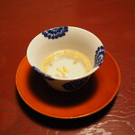 虎屋 壺中庵 - あられ茶