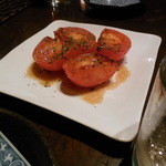 Izakaya Atto - 焼きトマト