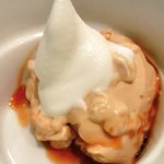 スパイスカフェ - ペアカレーランチ(+牡蠣) 1650円 のキャラメルムース