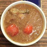 スパイスカフェ - ペアカレーランチ(+牡蠣) 1650円 の鰹だし牡蠣カレー(中辛)