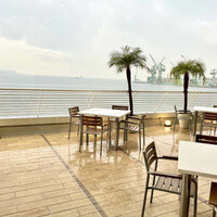 ALL FLAGS(神戸メリケンパークオリエンタルホテル) - 晴れていたら外でもビュッフェをいただけるようです