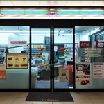 7-ELEVEN - 店舗エントランス