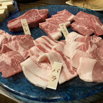 お食事処 ちゃんや～ - じゃ〜ん、もとぶ牛とやんばる島豚あぐー