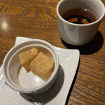 Mikagekura - わらび餅と豆茶