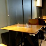 IKARIYA COFFEE KYOTO - Table Seating