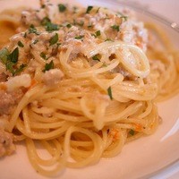 THE THEATRE TABLE - 鶏のラグーとカリフラワーのクリームソーススパゲッティーニ
