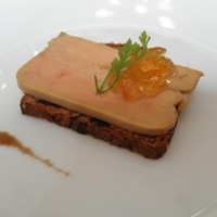 レストラン・ランス・ヤナギダテ - フォアグラのテリーヌ 白ポルト酒風味 季節のコンフィチュール添え
                    